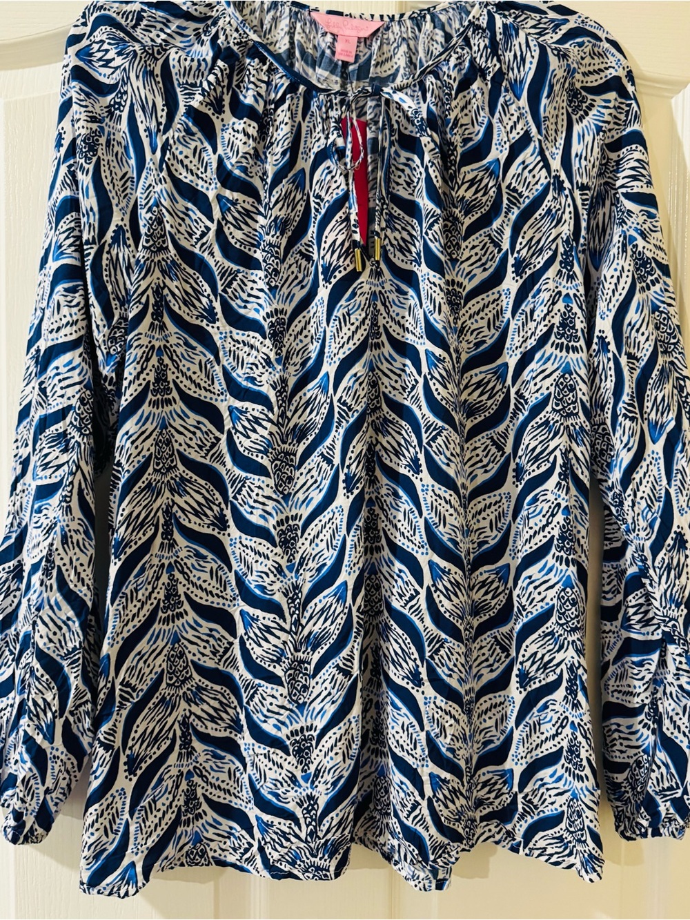 Lilly Pulitzer Willa Top in A Mermaids Tail Print Blue and White XL